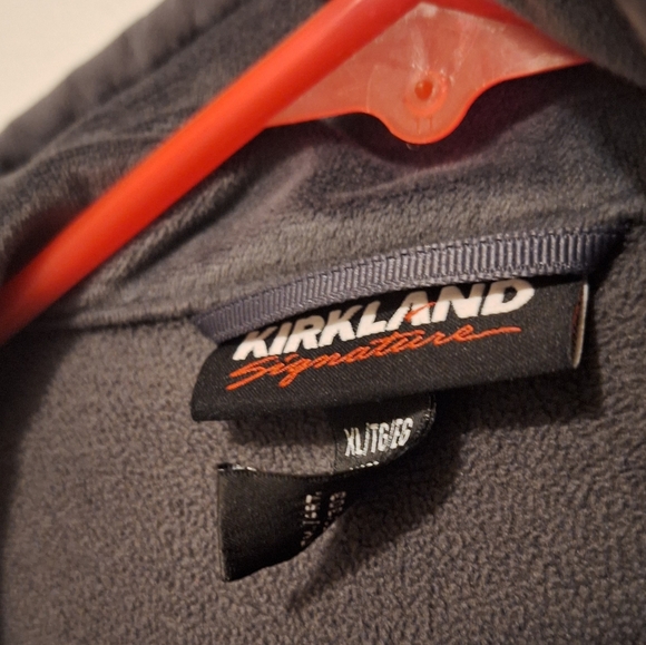 Kirkland signature goretex windbreaker - Picture 3 of 5